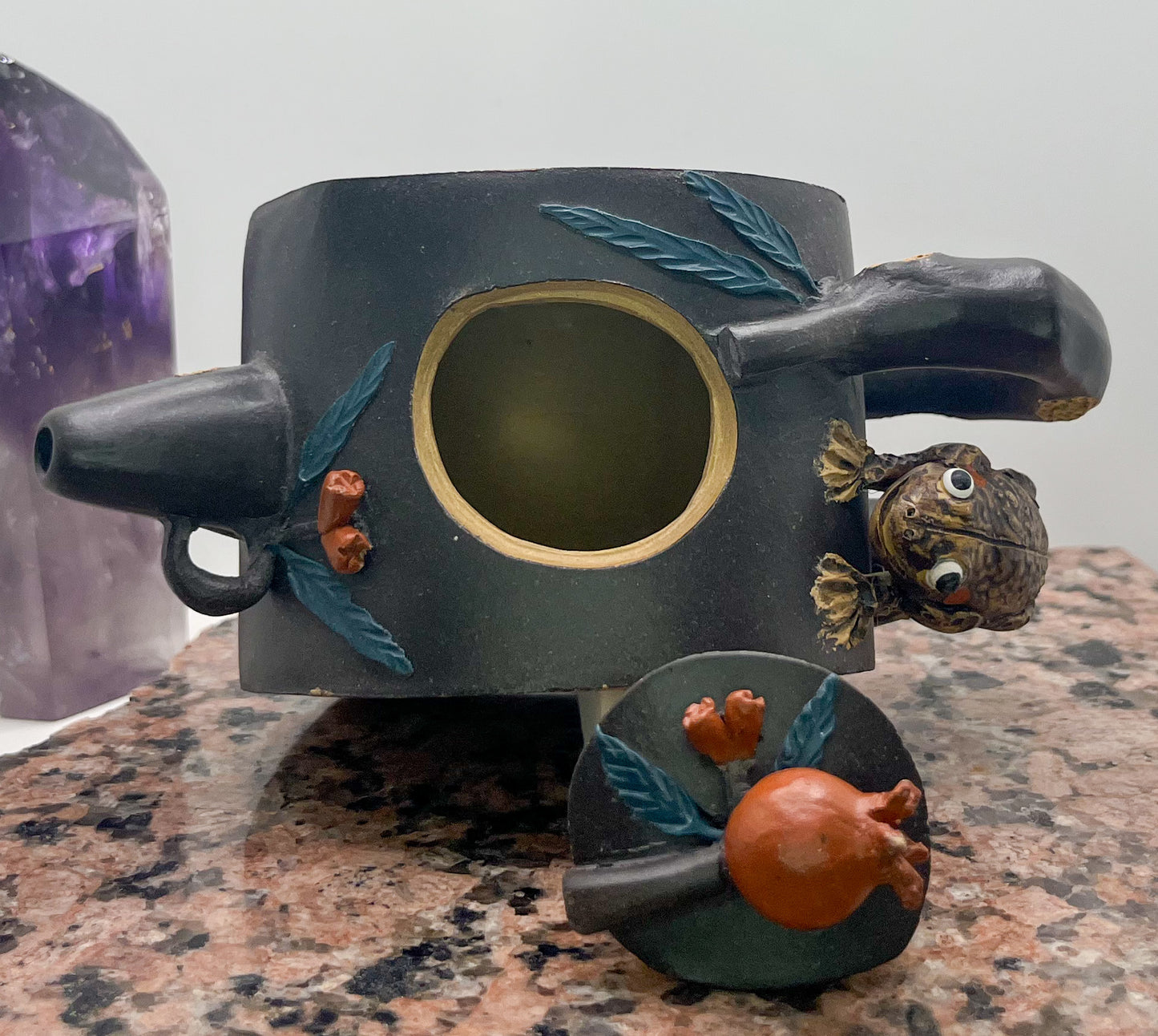 Frog on a Tree Trunk Teapot