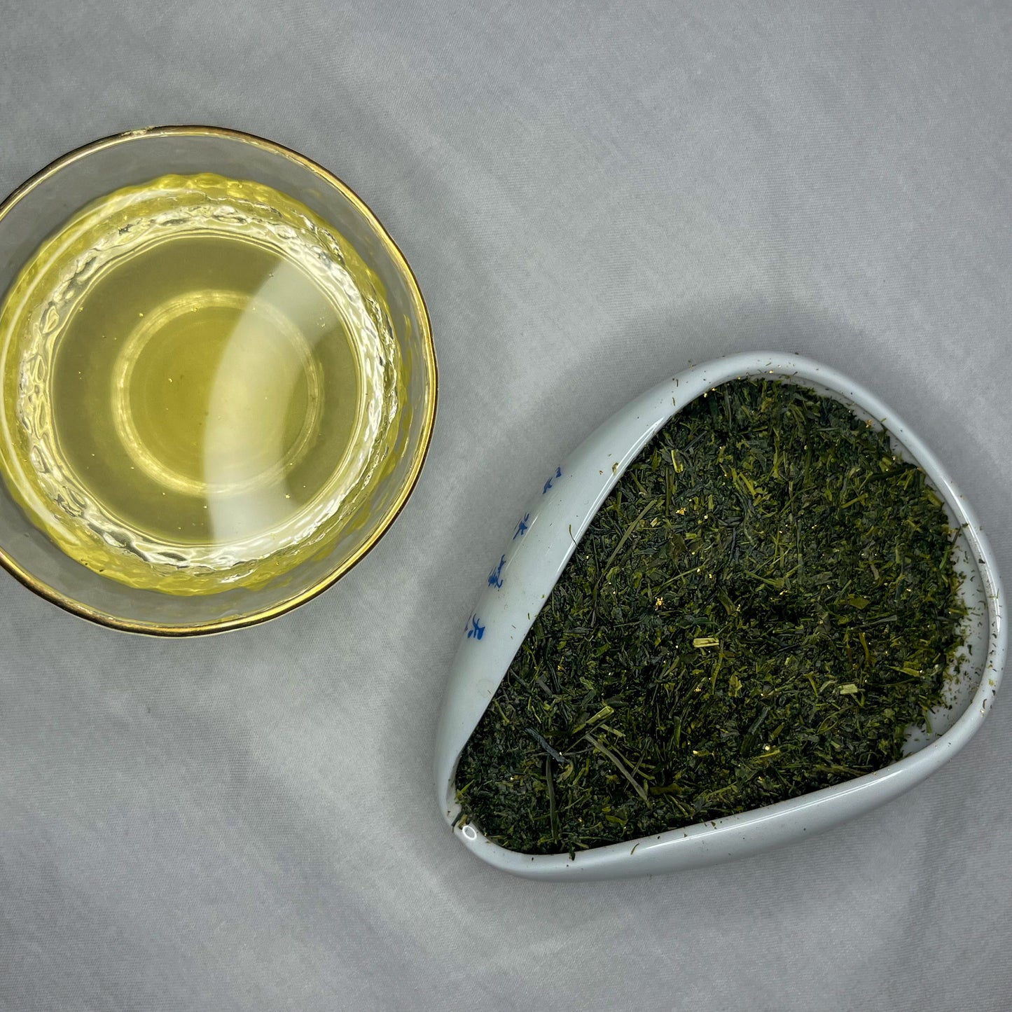 Issaku Kuradashi Sencha - Green Tea with 22K Gold Flakes